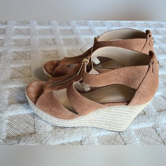 Michael Kors Tan Wedge Sandals - Picture 5 of 15